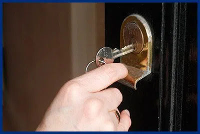 Advantage Locksmith Store Goodlettsville, TN 615-375-3385 - 7-door-unlock